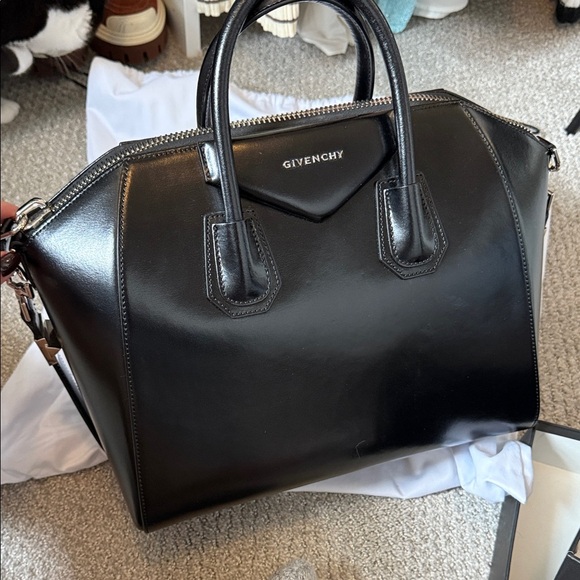 Givenchy Antigona bag - Picture 1 of 6
